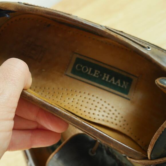 Vintage Cole Haan Tassel Loafers 11 THRASHED Boat Shoes Leather Old Money Preppy main image 15